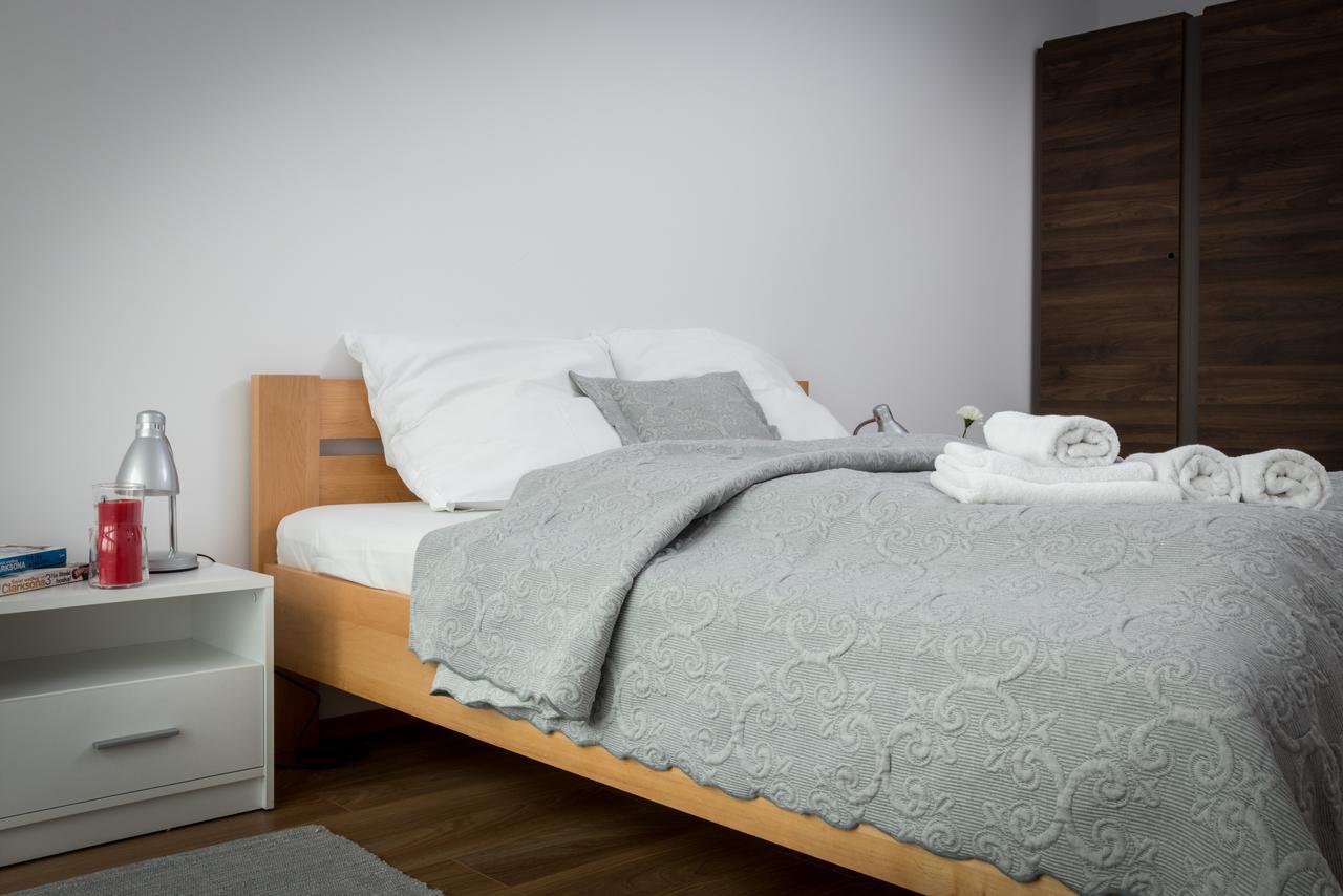 Wawrzynca Apartment With Parking Краков Экстерьер фото